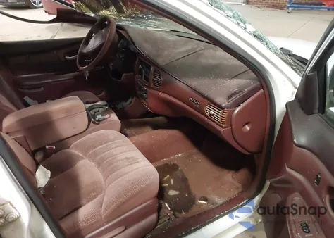 1998 Buick Century Custom из США, поврежденный, VIN 2G4WS52M2W1515009